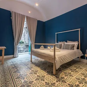 Qasr Beautiful In Apartment Palermo